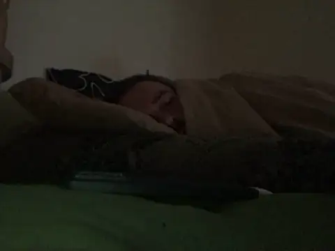 Snapshot of Zpgzzz77777 chatting on March 2026 09:35:01 AM Zpgzzz77777 online show from March 2026 09:35:01 AM