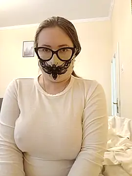 ShyPampBlondie online show from October 2025 10:58:02 AM