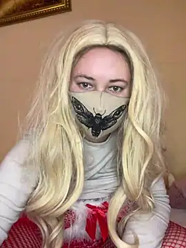 ShyPampBlondie online show from April 2026 12:36:02 PM