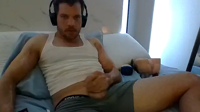 Snapshot of cloudsnfun chatting on April 2026 08:13:01 AM cloudsnfun online show from April 2026 08:13:01 AM