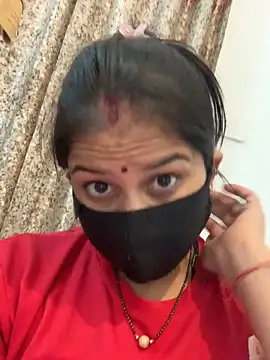 misharani00 online show from October 2025 01:55:02 PM