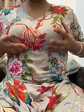 misharani00 online show from October 2025 02:40:01 PM