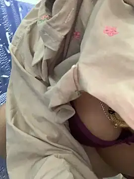 misharani00 online show from December 2025 01:38:02 PM