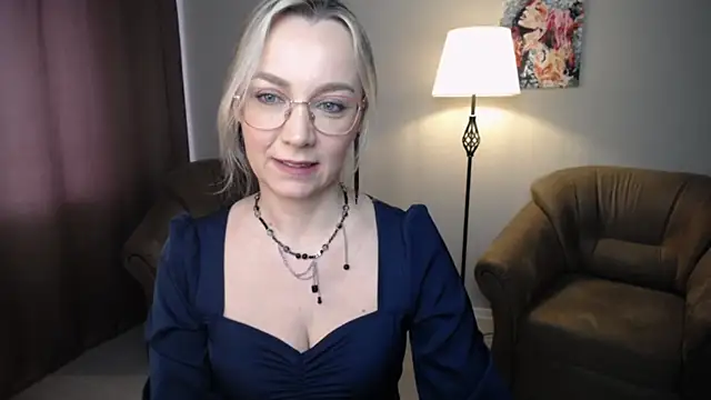 Snapshot of Ava_Elior chatting on April 2026 10:52:01 AM Ava Elior online show from April 2026 10:52:01 AM