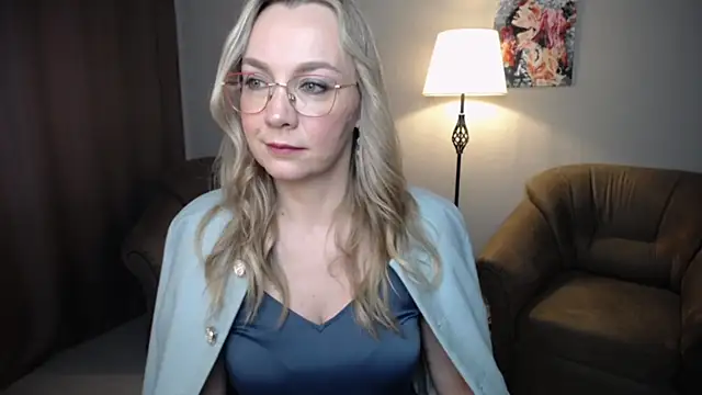 Snapshot of Ava_Elior chatting on May 2026 10:23:02 AM Ava Elior online show from May 2026 10:23:02 AM