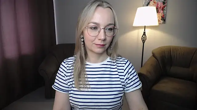 Snapshot of Ava_Elior chatting on May 2026 10:44:02 AM Ava Elior online show from May 2026 10:44:02 AM