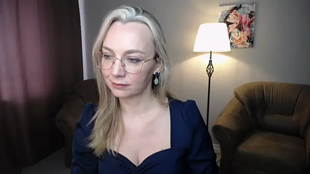 Snapshot of Ava_Elior chatting on June 2026 11:12:02 AM Ava Elior online show from June 2026 11:12:02 AM