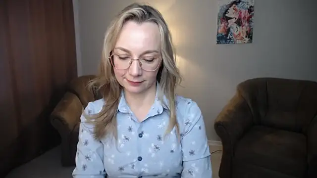 Snapshot of Ava_Elior chatting on June 2026 11:30:02 AM Ava Elior online show from June 2026 11:30:02 AM