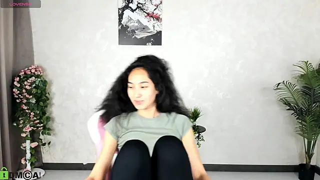 FlirtyAura online show from September 2025 03:51:01 AM