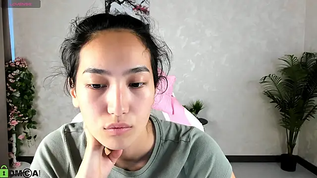 FlirtyAura online show from September 2025 03:44:01 AM