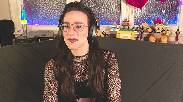 Zesty Peach online show from March 2026 12:27:02 AM