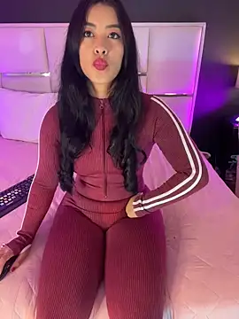 Snapshot of BellaFernandez__ chatting on February 2026 12:34:01 PM BellaFernandez online show from February 2026 12:34:01 PM