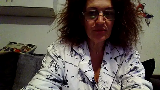 RubyyRosee online show from April 2026 05:34:01 AM