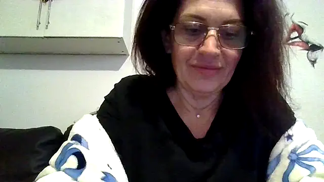 RubyyRosee online show from April 2026 05:47:01 AM