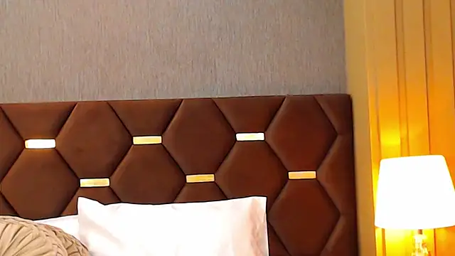 MelodyCarsson online show from November 2025 12:04:02 PM