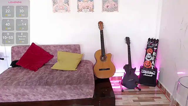 Susanahendrix online show from October 2025 06:18:02 PM