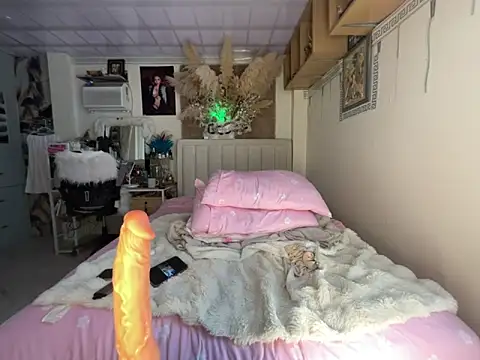 EvianaEvans online show from March 2026 02:35:02 AM