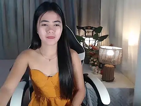 Snapshot of pinay_sharmelyn chatting on February 2026 04:18:01 PM pinay sharmelyn online show from February 2026 04:18:01 PM
