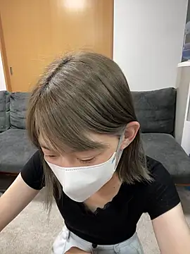 Snapshot of usako_2025 chatting on June 2026 01:43:01 AM usako 2025 online show from June 2026 01:43:01 AM