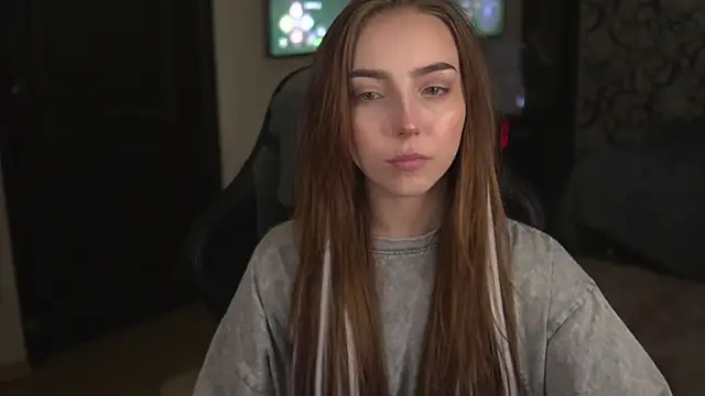 Snapshot of lis_silver chatting on November 2025 06:08:01 PM lis silver online show from November 2025 06:08:01 PM