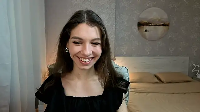 Snapshot of KellyShines chatting on October 2025 01:08:01 PM KellyShines online show from October 2025 01:08:01 PM