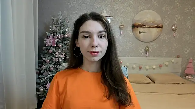 Snapshot of KellyShines chatting on December 2025 02:13:02 PM KellyShines online show from December 2025 02:13:02 PM