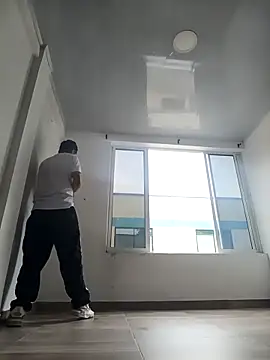 stivenlujan69 online show from February 2026 03:09:02 PM