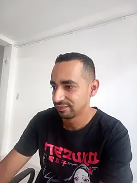 stivenlujan69 online show from April 2026 09:21:02 PM