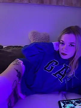 marnemzavar444 online show from November 2025 09:13:02 PM