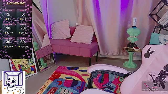 Snapshot of Moon__Bunny chatting on June 2026 03:39:02 PM Moon Bunny online show from June 2026 03:39:02 PM