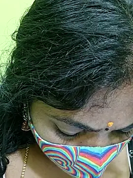 Snapshot of Tamil_Mithra chatting on April 2026 02:01:02 PM Tamil Mithra online show from April 2026 02:01:02 PM