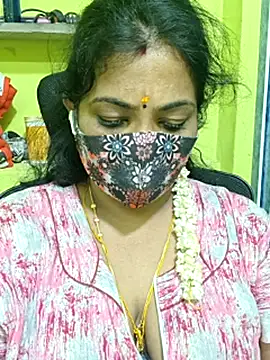 Snapshot of Tamil_Mithra chatting on May 2026 09:41:01 PM Tamil Mithra online show from May 2026 09:41:01 PM
