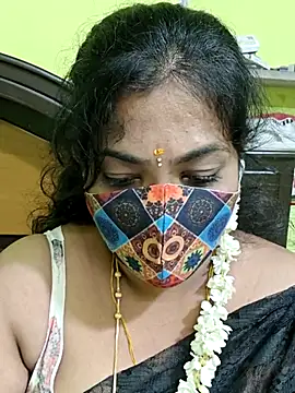 Snapshot of Tamil_Mithra chatting on May 2026 07:00:01 PM Tamil Mithra online show from May 2026 07:00:01 PM
