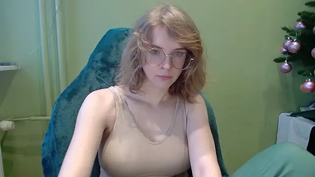 juicyPenny online show from February 2026 07:34:02 AM