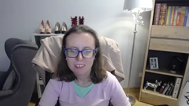 Snapshot of sweetxLizzy chatting on September 2025 04:25:02 AM sweetxLizzy online show from September 2025 04:25:02 AM