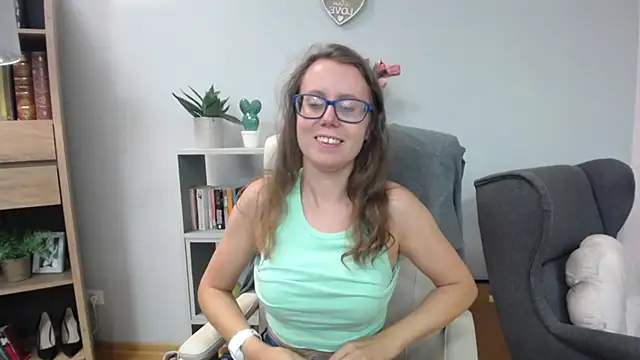 Snapshot of sweetxLizzy chatting on July 2026 04:26:02 AM sweetxLizzy online show from July 2026 04:26:02 AM
