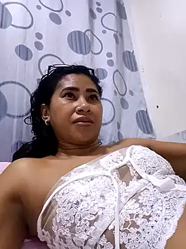 PERLA BLACK  online show from October 2025 10:48:02 AM