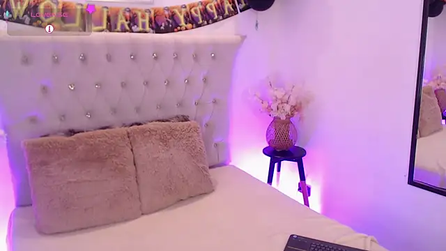 Dulcey  online show from October 2025 04:13:01 AM