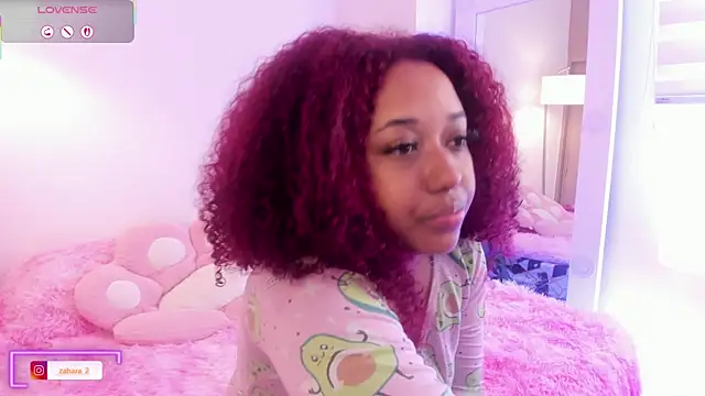 Snapshot of _Zahara_ chatting on September 2025 05:26:03 PM Zahara online show from September 2025 05:26:03 PM
