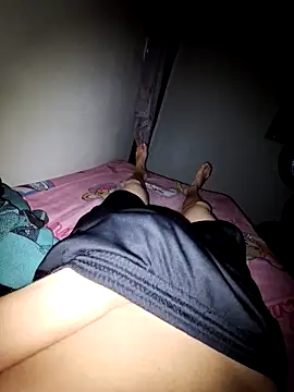 Snapshot of SexandCaliente chatting on February 2026 06:11:02 AM SexandCaliente online show from February 2026 06:11:02 AM