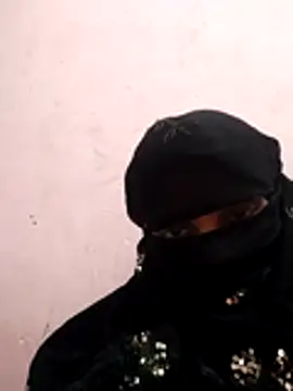 Snapshot of amolicars chatting on November 2025 06:46:02 AM amolicars online show from November 2025 06:46:02 AM