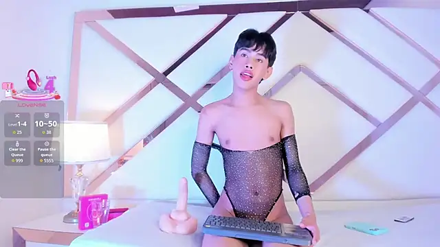 Jim twink online show from November 2025 07:38:01 PM