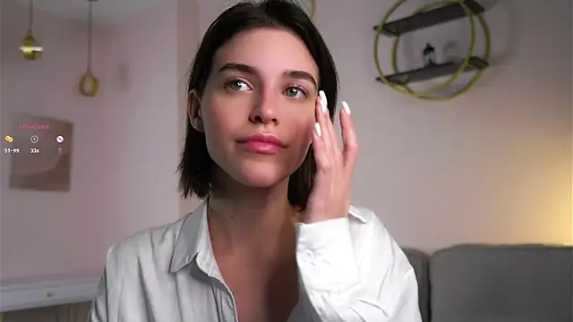 EleneButton online show from November 2025 01:15:01 AM