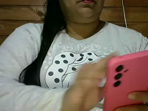 MARRENTINHA34 online show from October 2025 05:43:01 PM