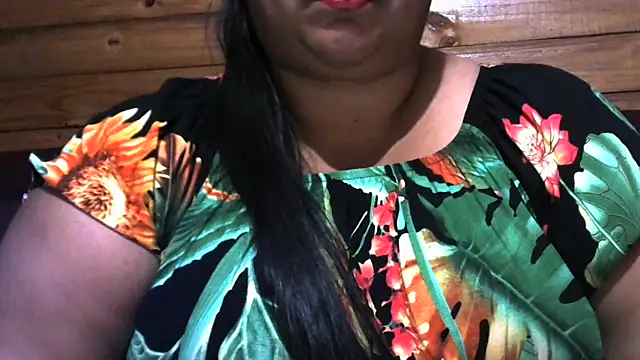Snapshot of MARRENTINHA34 chatting on June 2026 05:59:01 PM MARRENTINHA34 online show from June 2026 05:59:01 PM