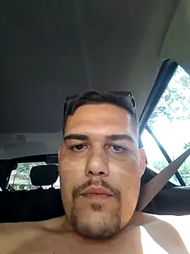 feehzungi0000 online show from December 2025 05:00:01 PM