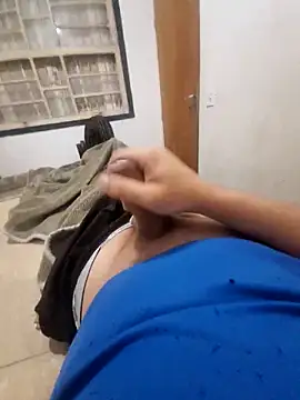 feehzungi0000 online show from March 2026 01:51:01 AM