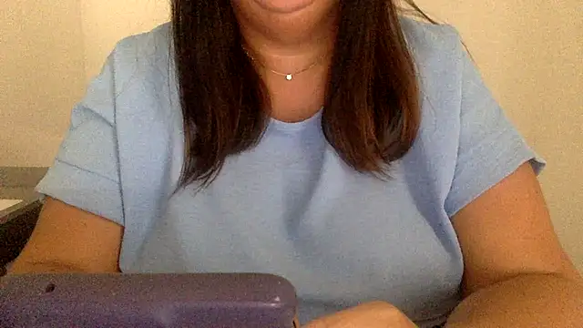 Snapshot of LaReginaNera chatting on July 2026 07:39:01 AM LaReginaNera online show from July 2026 07:39:01 AM