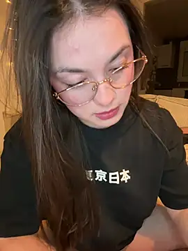 liloush   online show from March 2026 07:47:02 PM