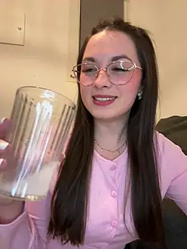 liloush   online show from April 2026 08:18:01 PM